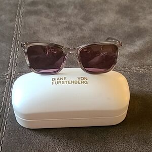 Diane Von Furstenberg Kathryn Sunglasses with Case